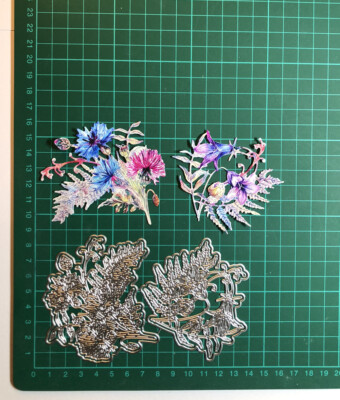 4-teiliges dekoratives Blumenmuster Swags Stanz-Set - größte Stanzformen misst 8,3 x 7,1 cm