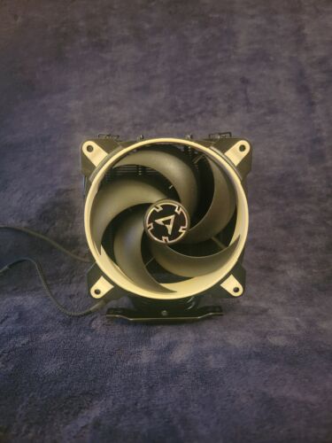 ARCTIC Freezer 34 eSports DUO Tower CPU Cooler with BioniX PSeries case fan - Picture 2 of 3