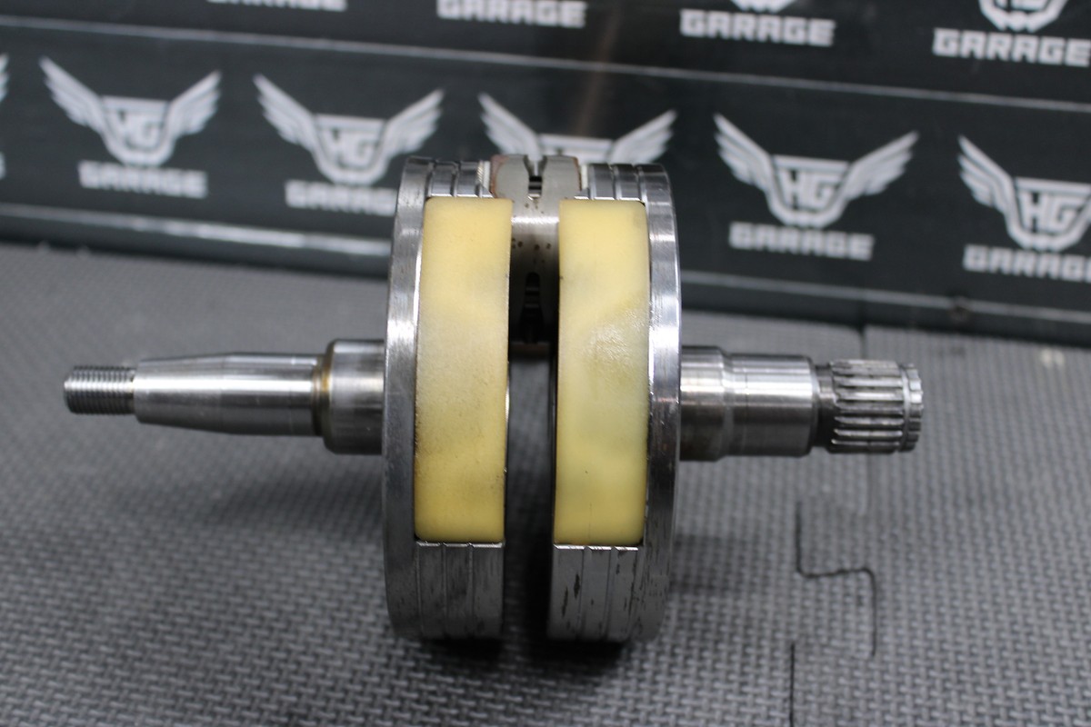 1992 KAWASAKI K CRANKSHAFT FACTORY OEM NOS 13031-1328 VINTAGE for