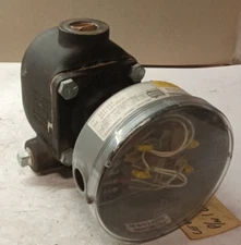 NEW MERCOID BOILER LEVEL CONTROL SWITCH 120/240 V AC/DC 150 PSI 1" NPT 123-804