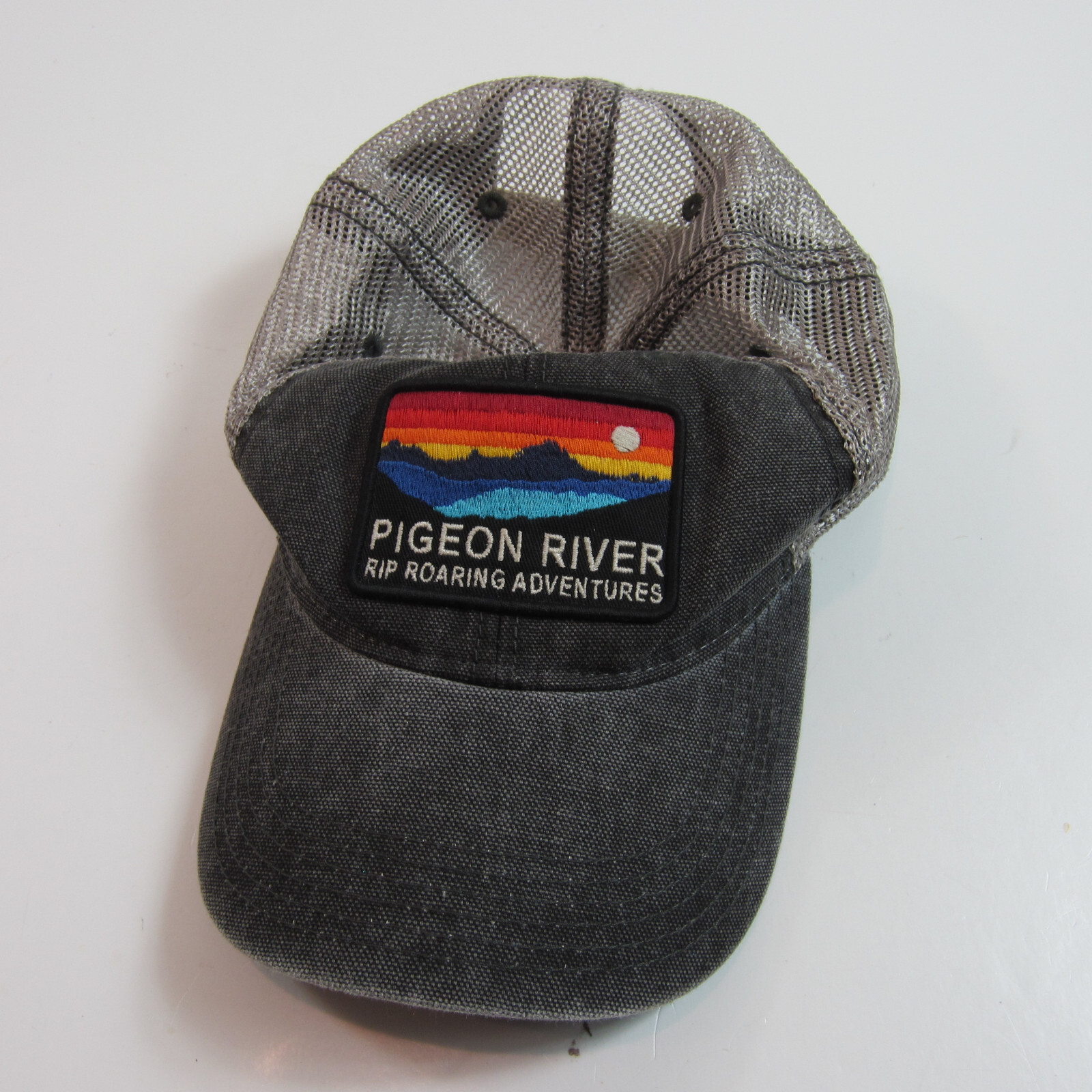 pigeon river adventures patch snapback hat gray - image 1