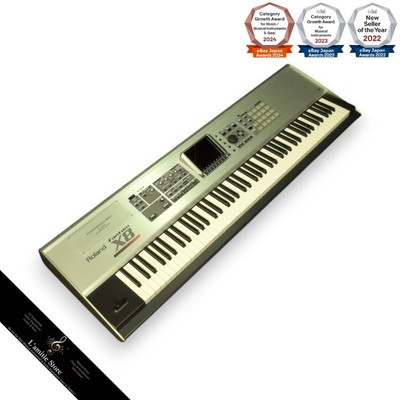 Roland FantomX8 Synthesizer Workstation 128Voice 16Part MultiTimber Audio Track
