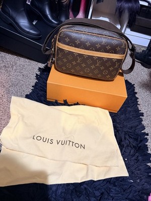 AUTHENTIC Louis Vuitton Monogram Reporter Crossbody Bag - Brown/Tan