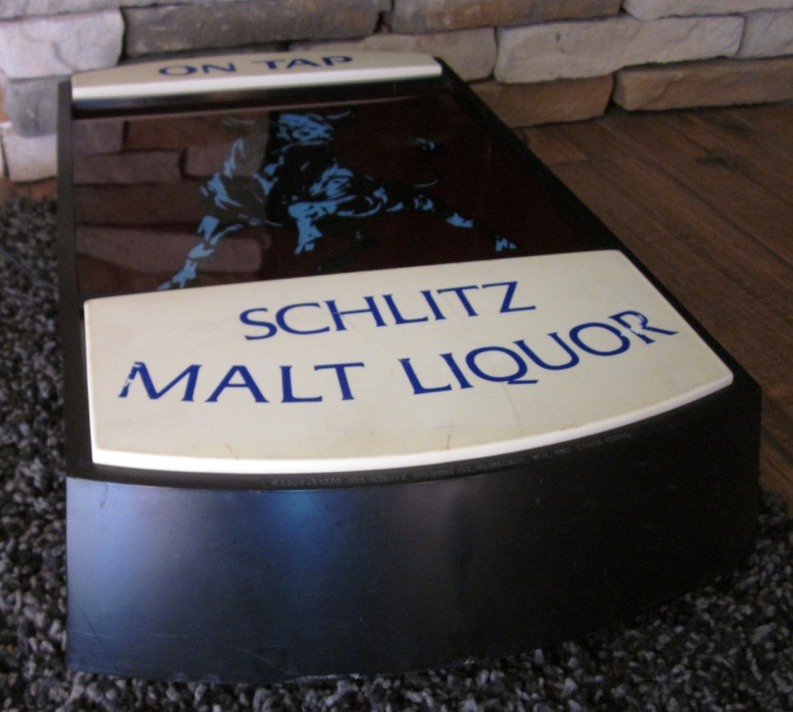 rare 1970 ON TAP SCHLITZ MALT LIQUOR BULL Motion Moving Beer Bar Pub Sign COOL!!