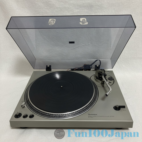 Technics SL-1700 Direct Drive Turntable Semi-Automatic Silver Vintage Tested
