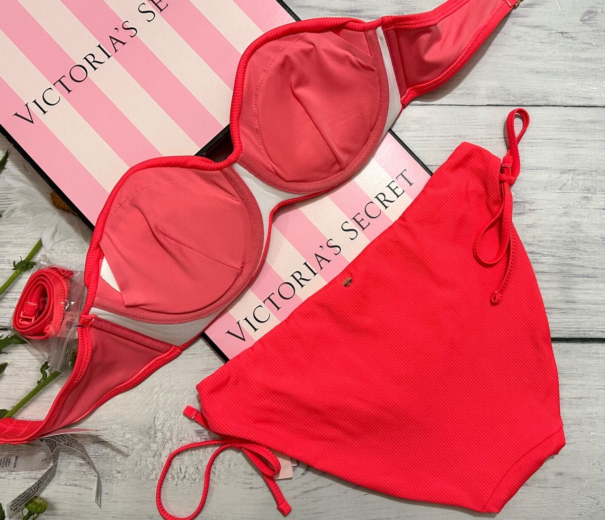Ensemble Bikini Victoria's Secret Flirt Beach Orchid - Haut 34A & Bas Small - Neuf Avec étiquettes