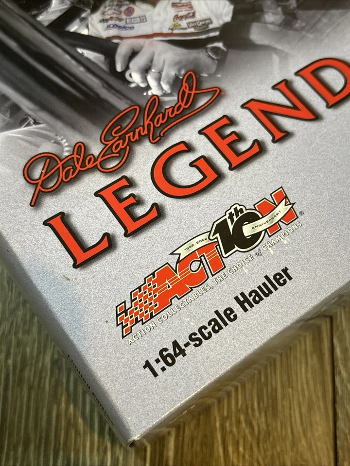 ACTION 1:64 2002 DALE EARNHARDT #3 FOREVER THE MAN SOUVENIR DIE CAST HAULER RIG - Image 2 of 4