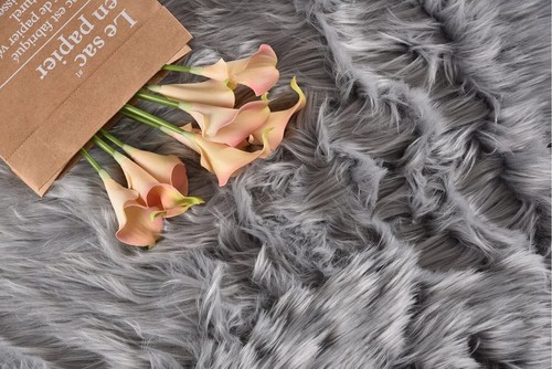Latepis Faux Fur Sheepskin Area Rugs Soft Shaggy Carpet for Living Room Bedroom - Picture 94 of 219