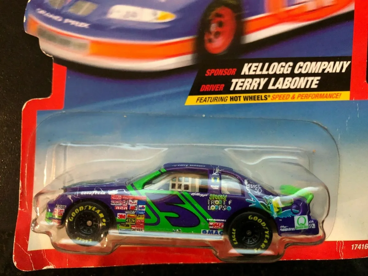 1997 Hot Wheels Pro Racing Terry Labonte #5 NASCAR Kellogg Spooky Fruit  Loops