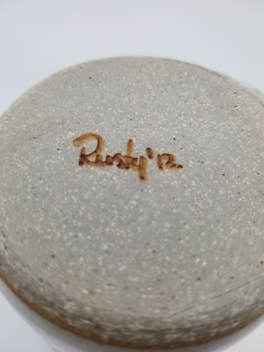 Studio Art Pottery Coffee, Tea MUG Cup White, Blue, Tan. Signed, 16 Ounces - Picture 7 of 9