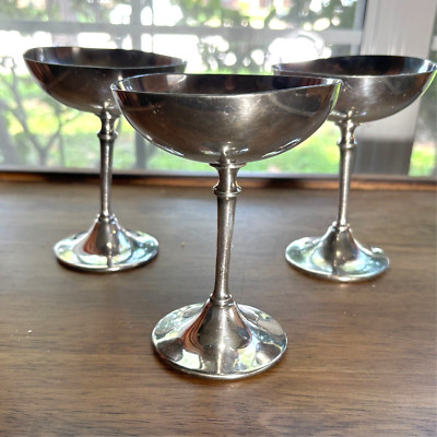 Duca d'Alba Hotel Champagne Goblets Wallace Bros Silverplate Drinkware Vintage