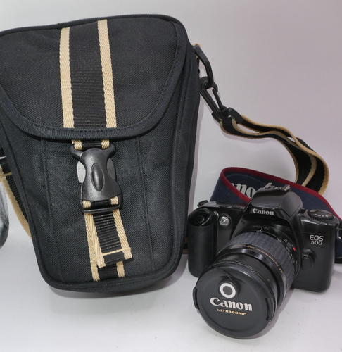 Canon EOS 500 analoge Spiegelreflexkamera 35 mm + Objektiv 28–80 mm USM