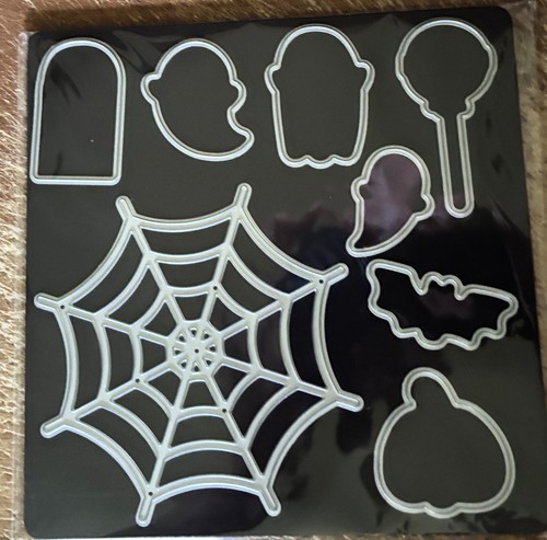 CTMH CC8225 THIN CUTS & CC8224 EERIE-SISTIBLE ~ You're a TREAT, Happy HALLOWEEN - Picture 5 of 6