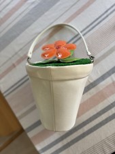 Pylones - Handtasche im Blumentopf-Design mit Spiegel Absoluter Hingucker