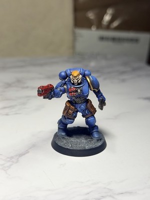 Warhammer 40K Space Marine Reiver sehr gut bemalt