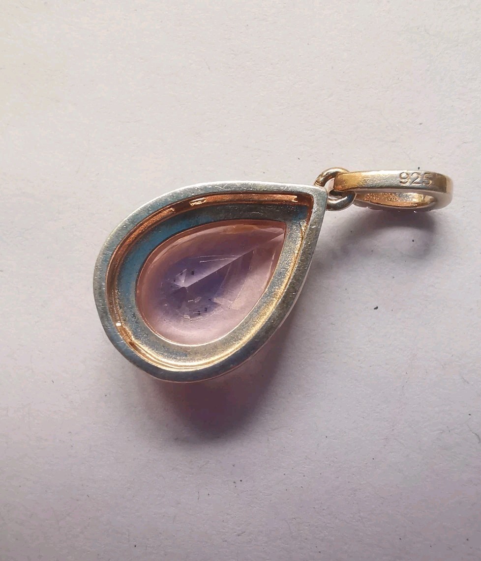 Foto 2 di 2