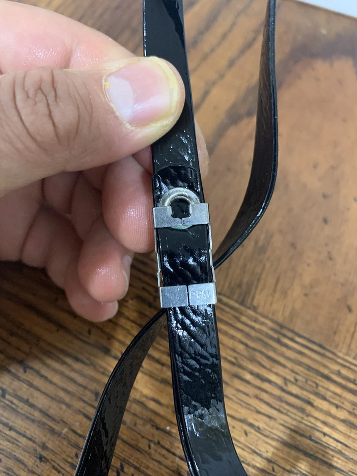 Cinturón de hombro con correa de cuero SONY VINTAGE Foto 2 de 4