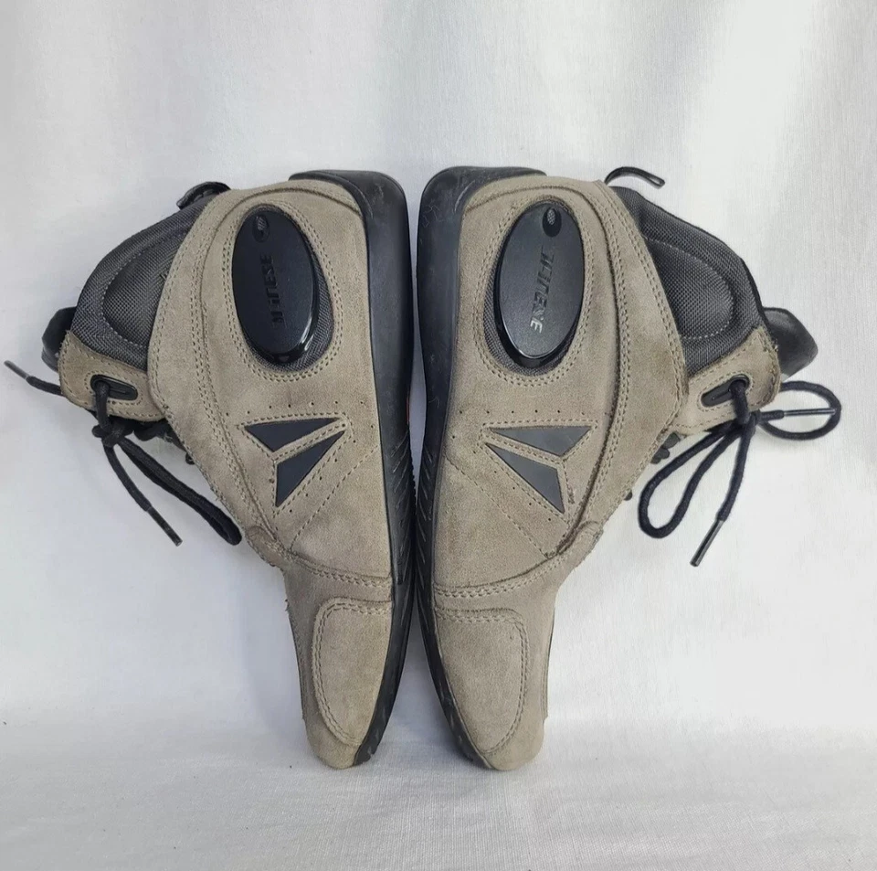 DAINESE VERA CRUZ MOTORCYCLE SHOES- Gray IN GREAT CONDITION US SIZE 5.5 - Image 2 of 4