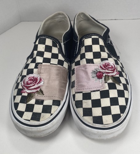 checkered vans 7.5