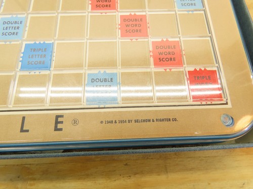 Vintage 1950’s Selchow & Righter Deluxe Edition Scrabble w/ Turntable Dark Tiles - Picture 7 of 8