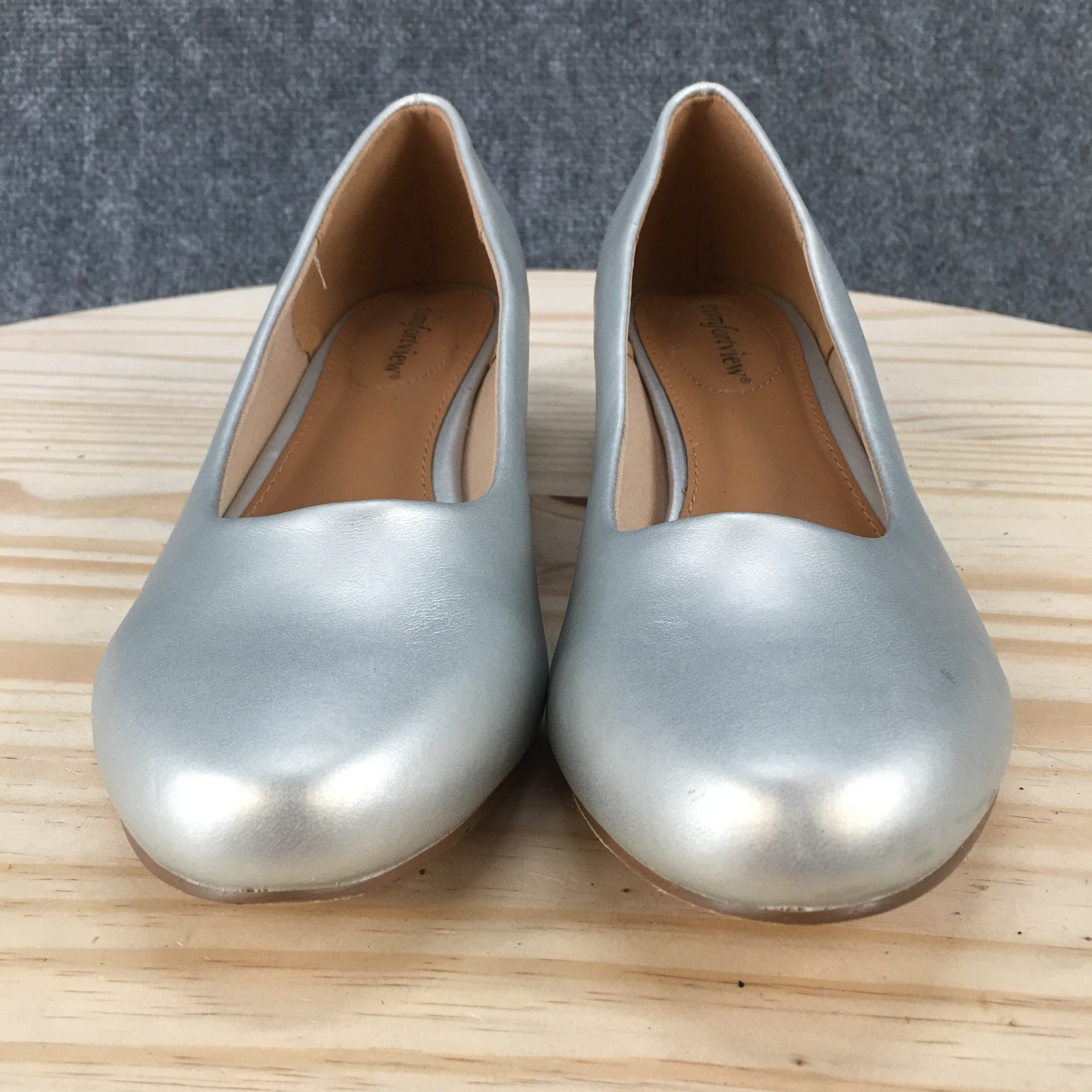 Comfortview Shoes Womens 9 M Vida Slip On Low Heels Pumps Silver Faux Leather