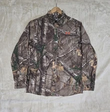 Under Armour Men's M All Season Gear Loose Long Sleeve Button Up Hunting Camo