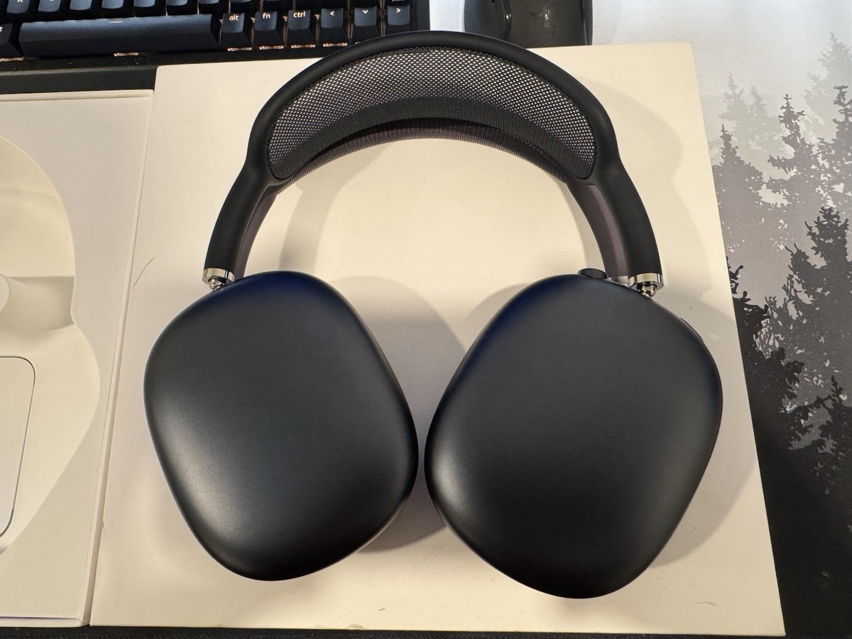 Apple AirPods Max with Smart Case Midnight Black, USB-C | eBay