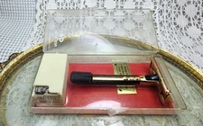 Vintage Gem Single Edge Push Button Safety Razor w/Case/Blades-Gold Tone-Clean