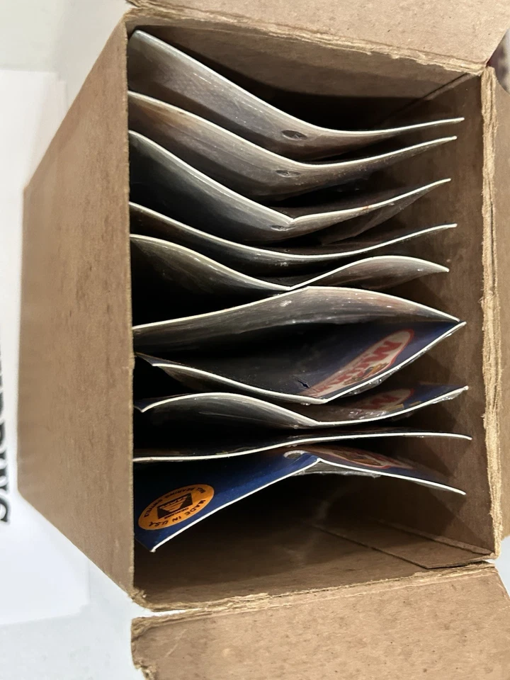 LOT OF 12 Original Mann's Bait Co. "Wooly Bully" Spinnerbaits DEALER BOX NOS 3/8 - Image 2 of 4