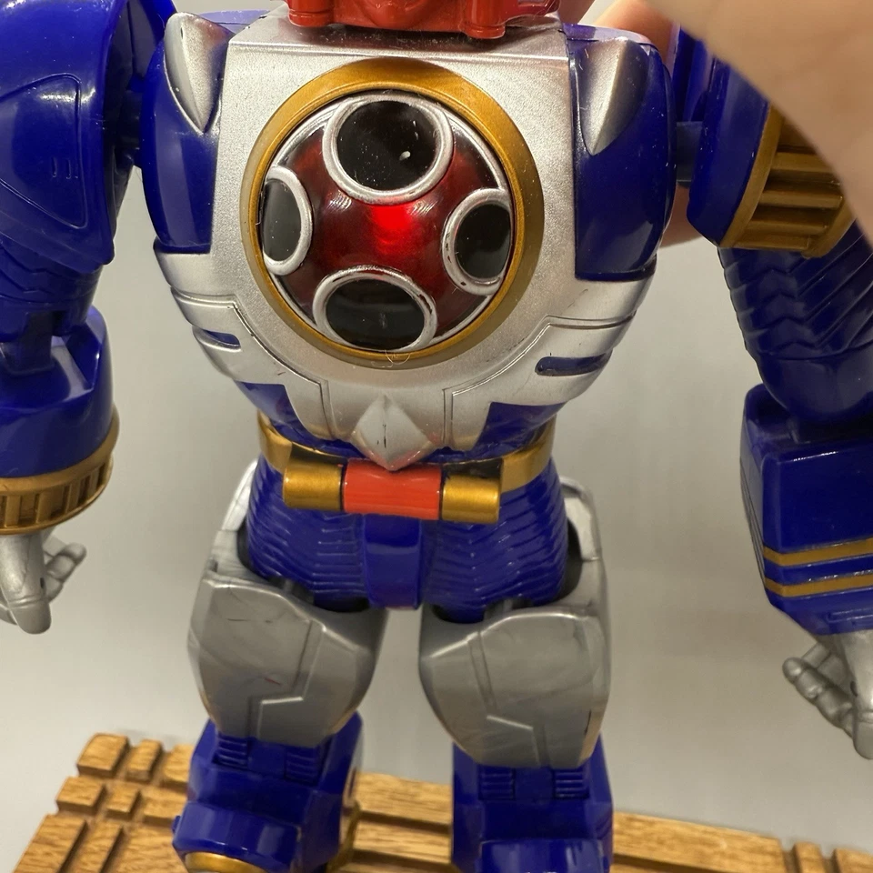 Bandai 2002 Power Rangers Megazord Storm Blue Lightning 10" - Image 2 of 4