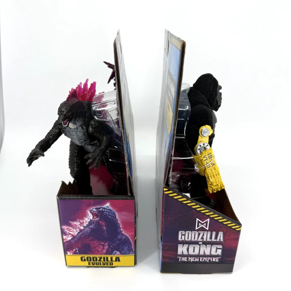 Bundle Godzilla x Kong The New Empire Kong and Godzilla Real Feel Playmates - Image 4 of 4
