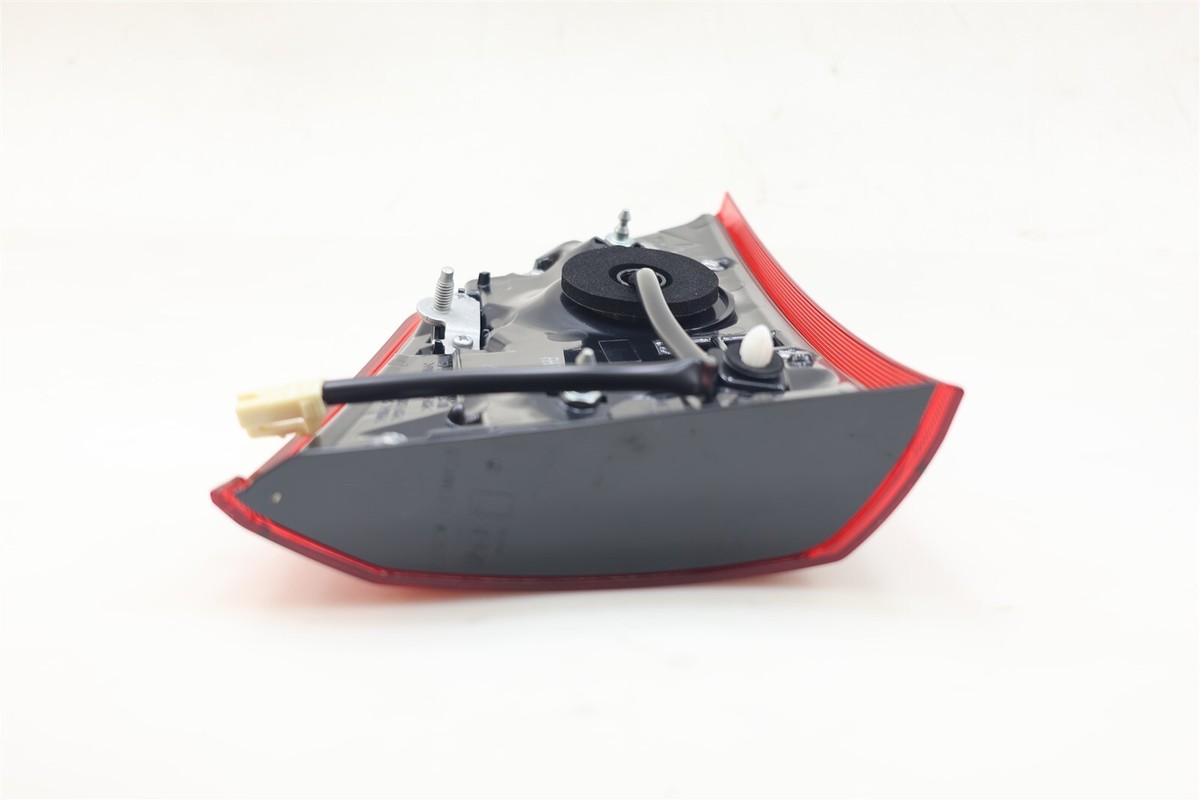 ナミュール Mitsubishi Lancer Third Brake Light | Type: SL-8334A08