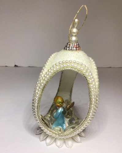 Adorno de diorama azucarado con cuentas de ángel de oración 4 5/8 pulgadas de colección - Imagen 3 de 17