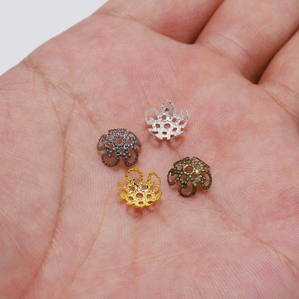 1000 PIEZAS Tapas de cuentas de filigrana de flores de 5 pétalos Tapas de extremo de cuentas huecas de 10 mm para joyería Foto 4 de 4