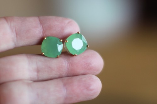 GUMDROP KATE SPADE NEW YORK CUSHION EARRINGS TRANSLUCENT GREEN Beryl studs - Picture 2 of 13