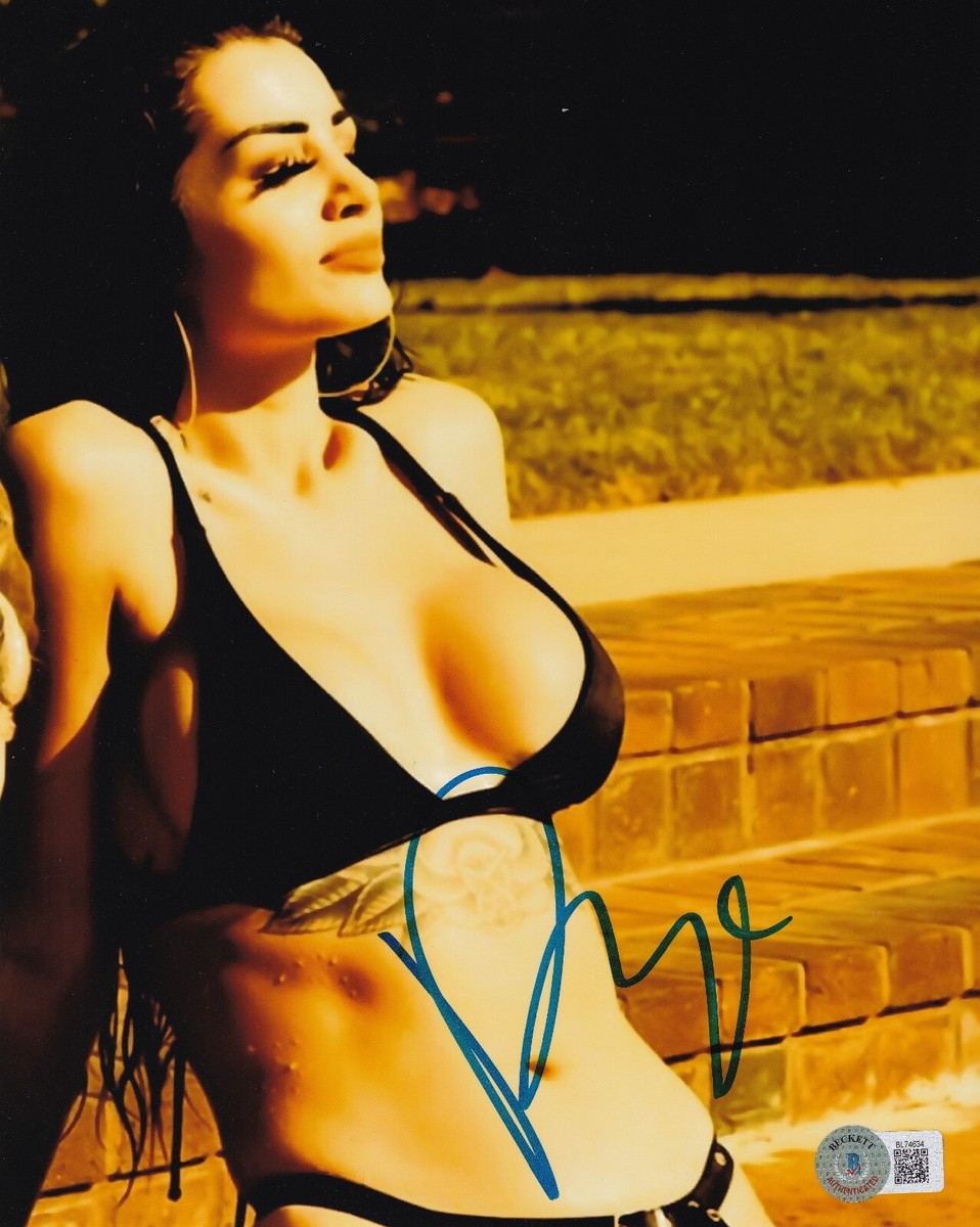 PAIGE SARAYA SIGNED AUTOD 8X10 PHOTO BAS COA BL74634 WWE WWF AEW DIVA  CHAMP | eBay