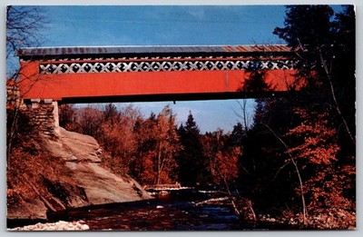 Chiselville Covered Bridge East Arlington Vermont VT Postcard Fall Foliage AA279