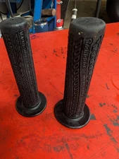 Mid School Bmx Mongoose Grips Great Shape!!**Free Shipping**