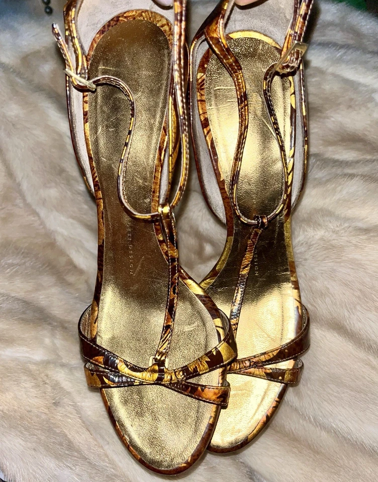 Antigo Giuseppe Zanotti Design Salto Cunha Marrom Dourado Sapatos de Couro Patente UE 39 - Imagem 4 de 4
