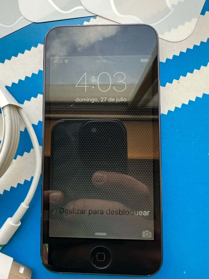 Apple iPod Touch 6th Generation 32GB Space Gray A1574 - Imagen 2 de 4