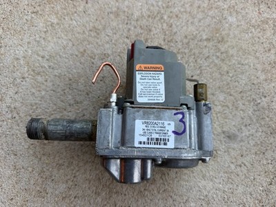 Honeywell VR8200A2116 From Working Slant Fin Boiler. Nat Gas. Same Day Shipping