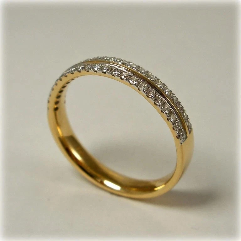 Lab-Created Round Cut 1.20 Ct Diamond Wedding Band Ring 14K Yellow Gold Finish - Image 2 of 4