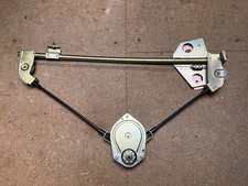 Alfa Romeo 116-series Giulietta Right Hand Front Door Window Mechanism Nos