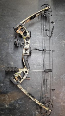 Predator Raptor Compund Bow & Hard Shell Case