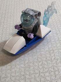 LEGO Juniors 10737 Batman vs. Mr. Freeze Partial Batboat Mr. Freeze No Batman