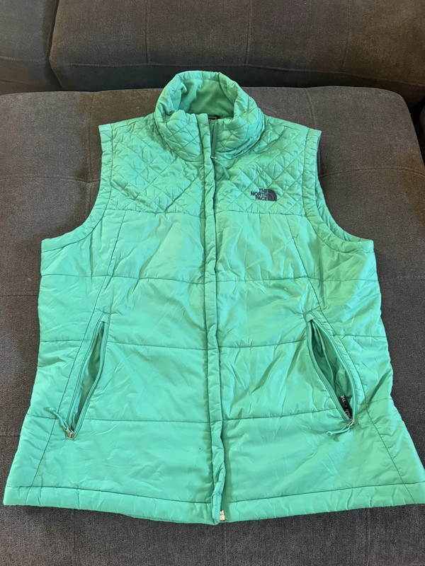 The North Face Women's XL/TG Green Quilted Full Zip Vest Pockets