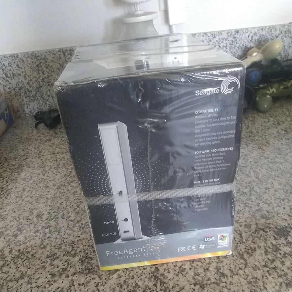 Seagate FreeAgent Desk 1.5TB External (ST315005FDA2E1-RK) Brand New - Image 2 of 4