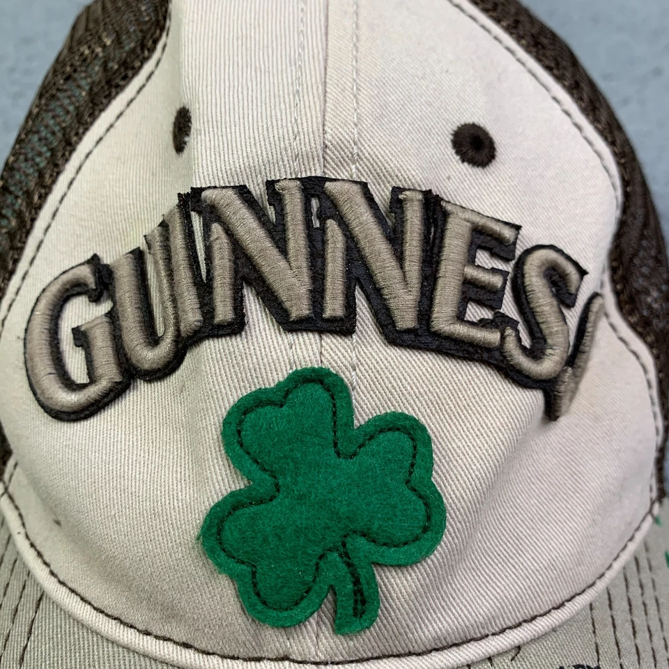 Gorra Guinness para hombre beige marrón a presión malla trasera cerveza irlandesa Foto 4 de 4