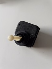 Audi A8 A4 B5 Scheinwerfer Stellmotor Höhenverstellung LWR 0307852315 4D0941295