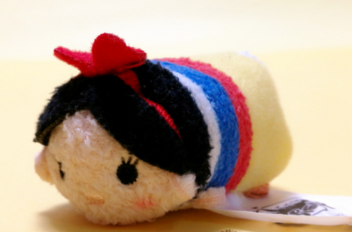 Disney Tsum Tsum micro Snow White new Plush toy - Picture 1 of 2